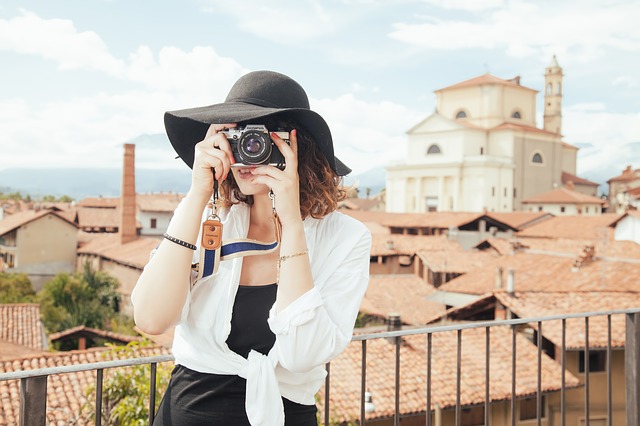 woman taking pict